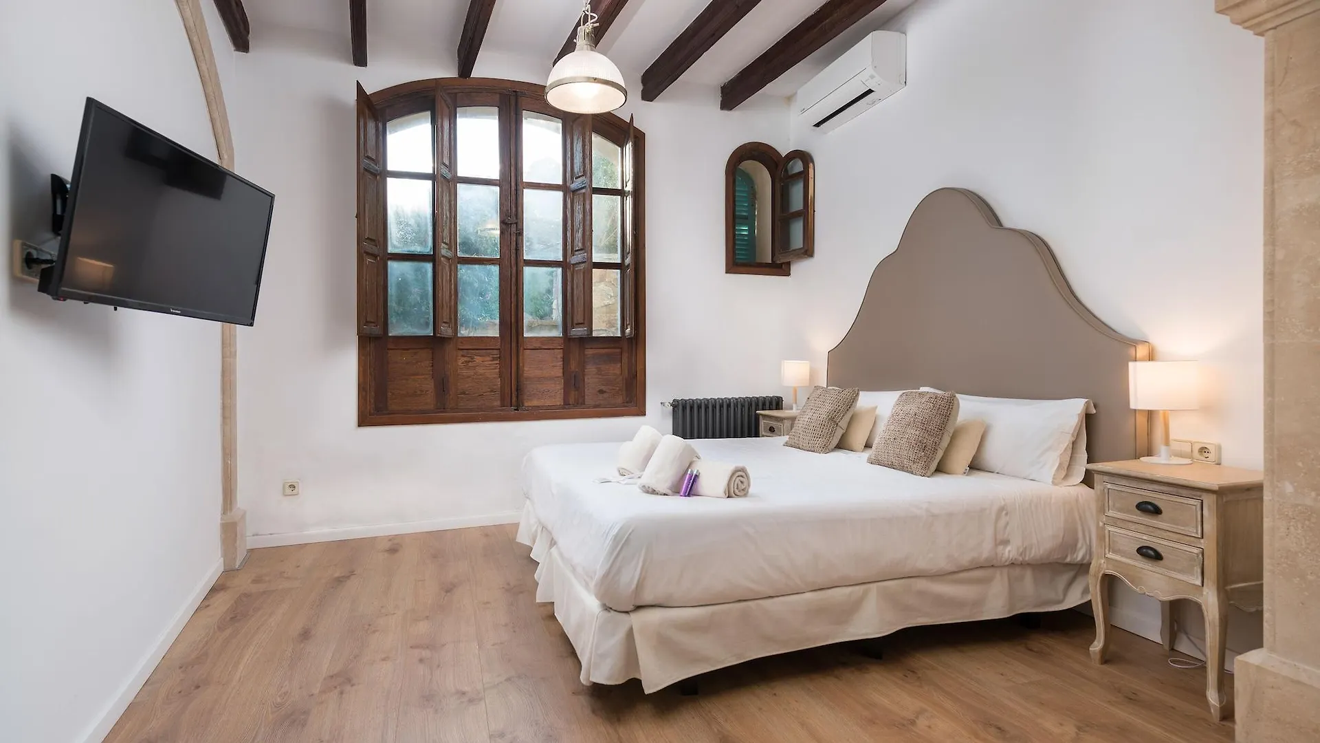 New Can Furios Hotel by Can Calco Hotels Selva  Casa rural