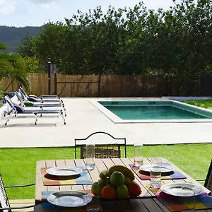  Villa Pere